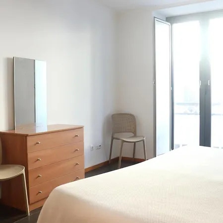 Faial Marina 1 Lägenhetshotell