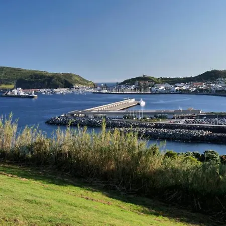 Lejlighedshotel Faial Marina 1