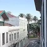 Faial Marina 1 Apart Otel