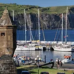 Faial Marina 1 Apart Otel
