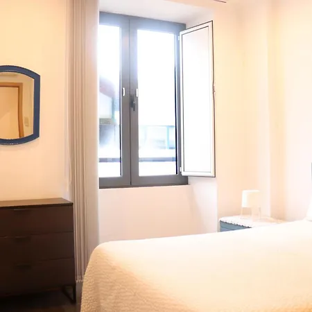 Faial Marina 1 4* Horta (Azores)