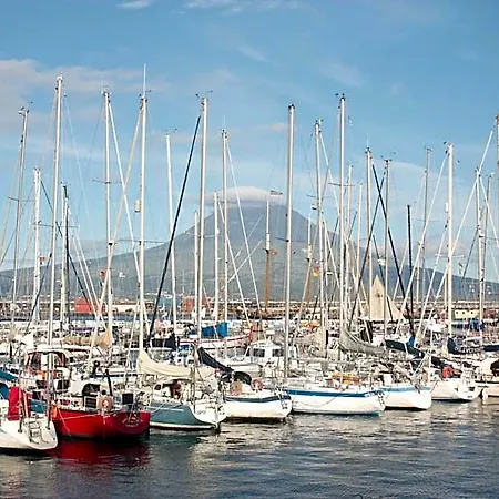 Faial Marina 1 Apartahotel Horta (Azores)