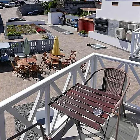 Apartahotel Faial Marina 1
