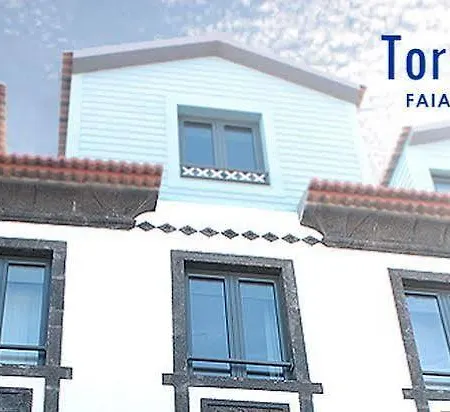 Ξενοδοχείο με διαμερίσματα Faial Marina 1
