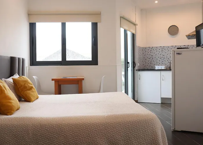 Faial Marina Aparthotel