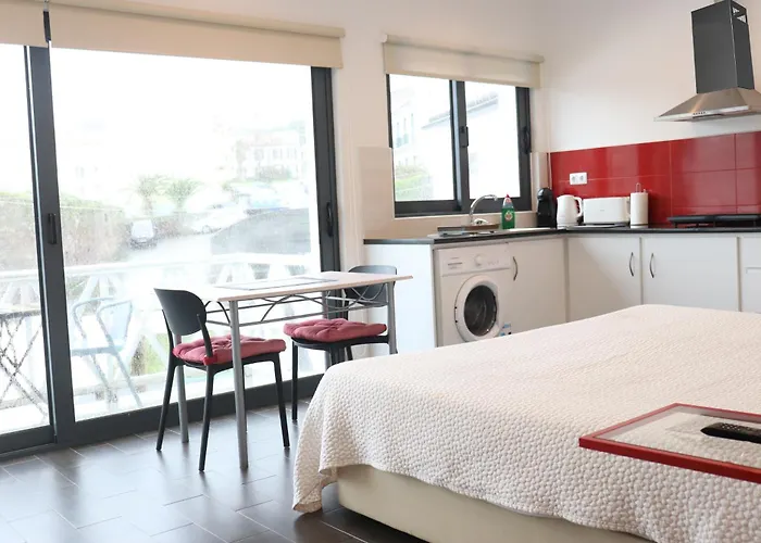 Aparthotel Faial Marina