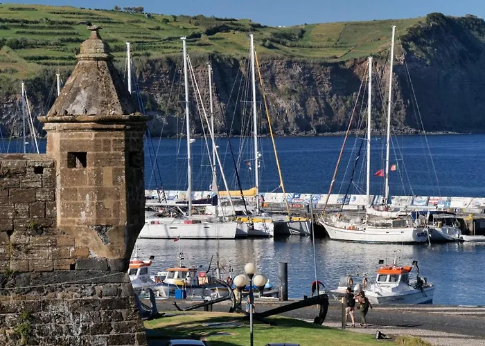 Faial Marina Aparthotel